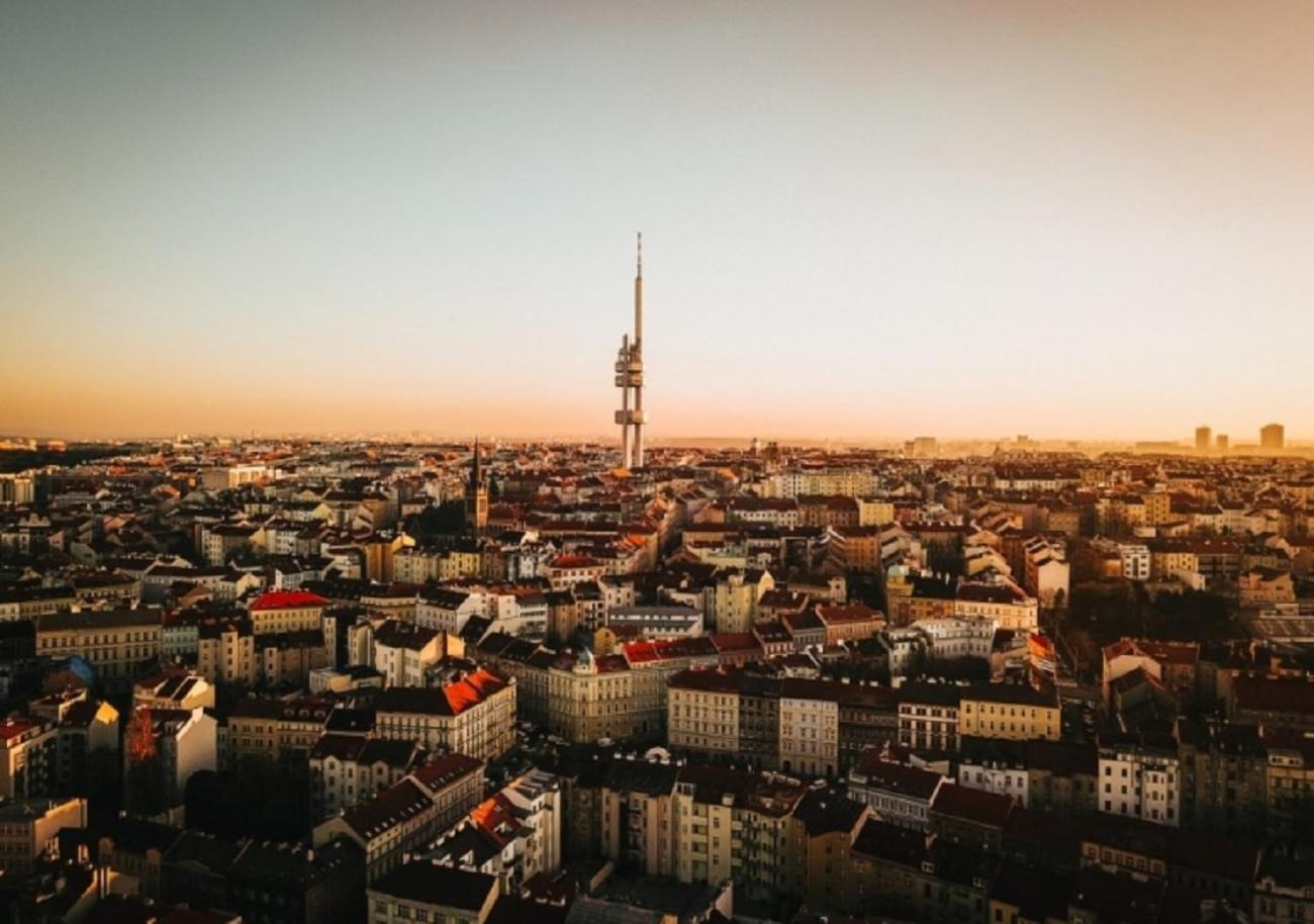 4 Room, 2 Bath, Parking Апартаменти
